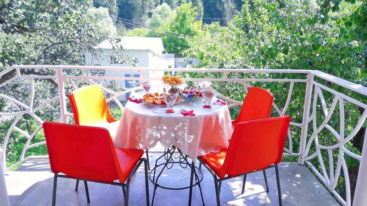 Green Garden B&B Дилиян Екстериор снимка