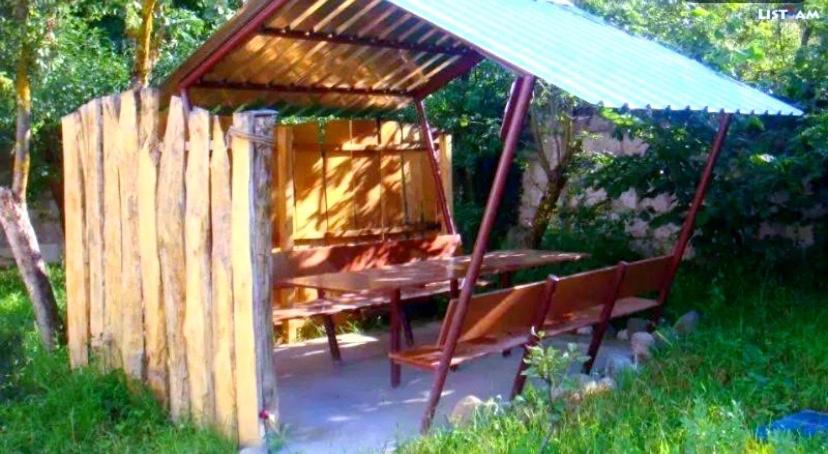 Green Garden B&B Дилиян Екстериор снимка