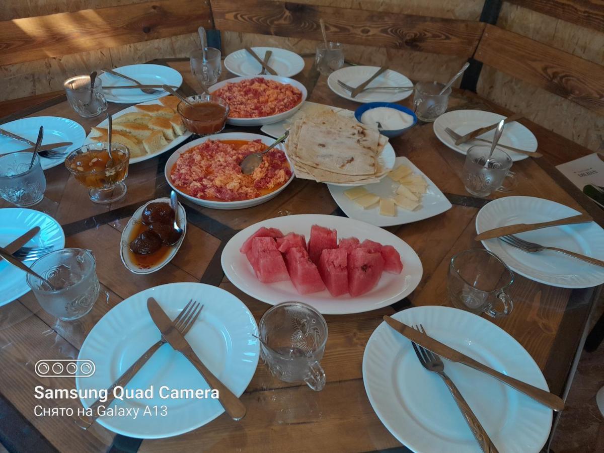 Green Garden B&B Дилиян Екстериор снимка