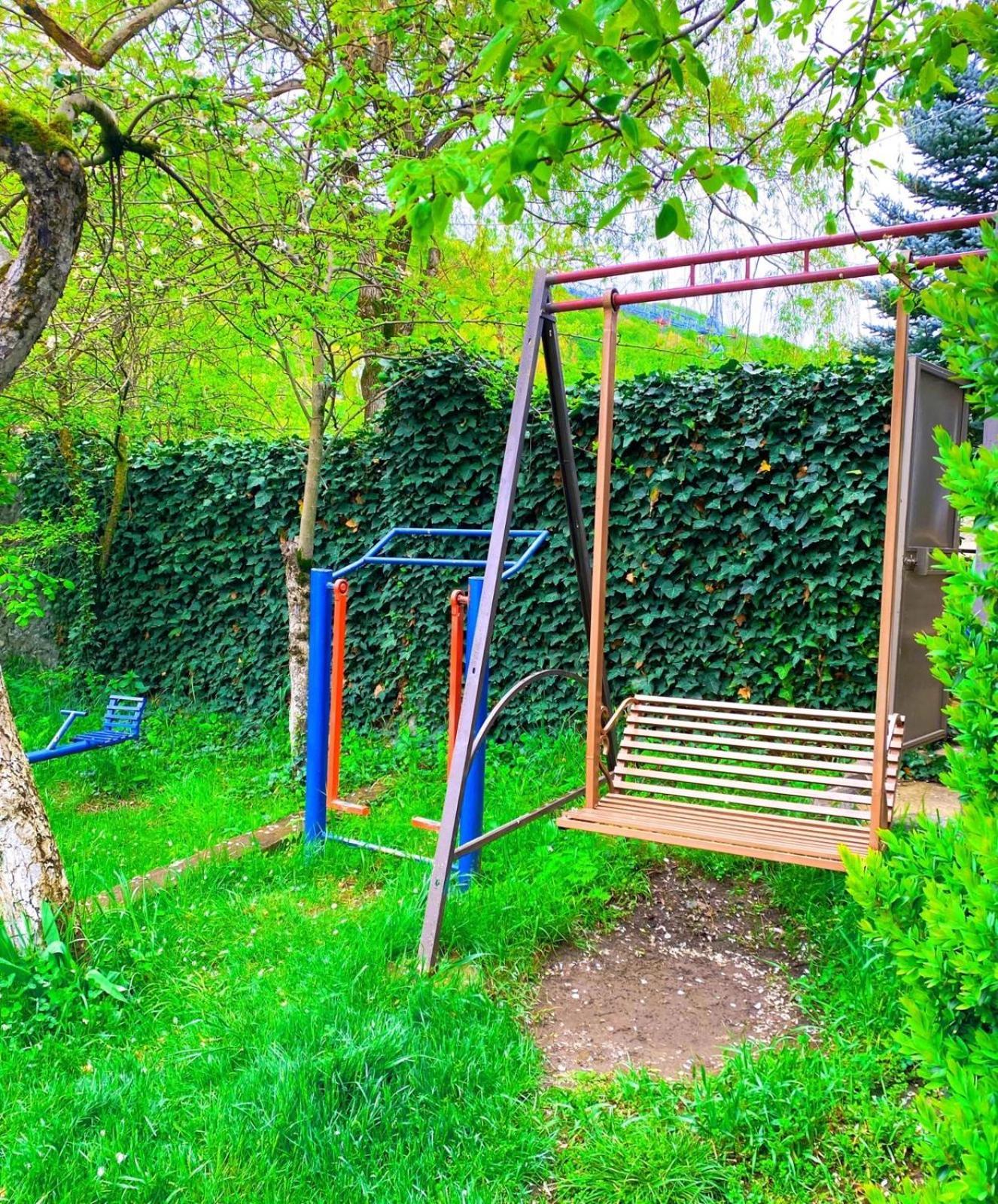 Green Garden B&B Дилиян Екстериор снимка