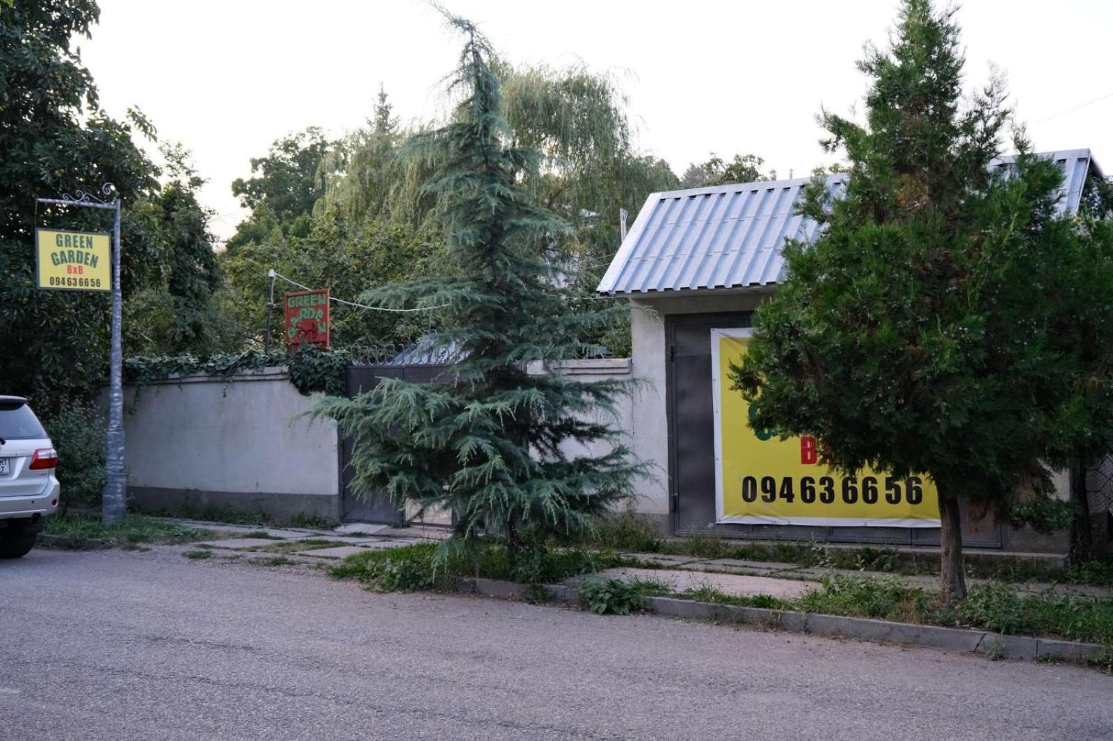 Green Garden B&B Дилиян Екстериор снимка